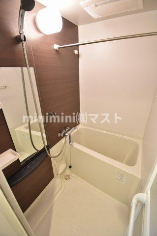 W-STYLE大阪駅前の浴室