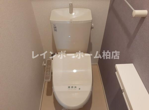 【仲介手数料：50％OFF】対象物件！のトイレ|ゆったりとした空間のトイレです