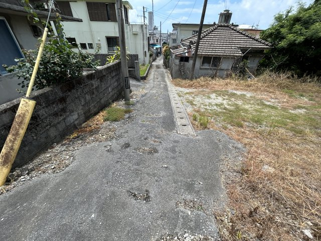 中城村字久場(65.34坪）の外観