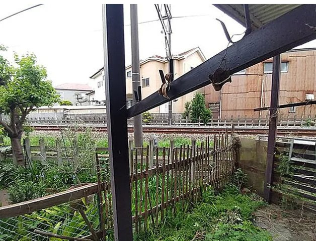 岩井コーポの庭|たまにはお庭で休日を過ごしてみるのもよいかもしれません