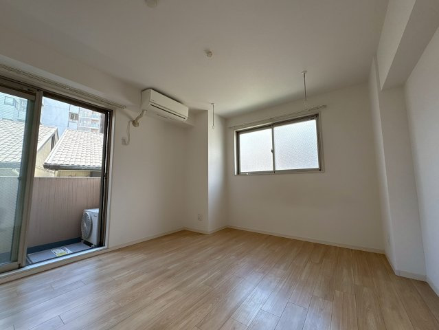 ラ・フォルム宝塚湯本町の居間・リビング|居間です