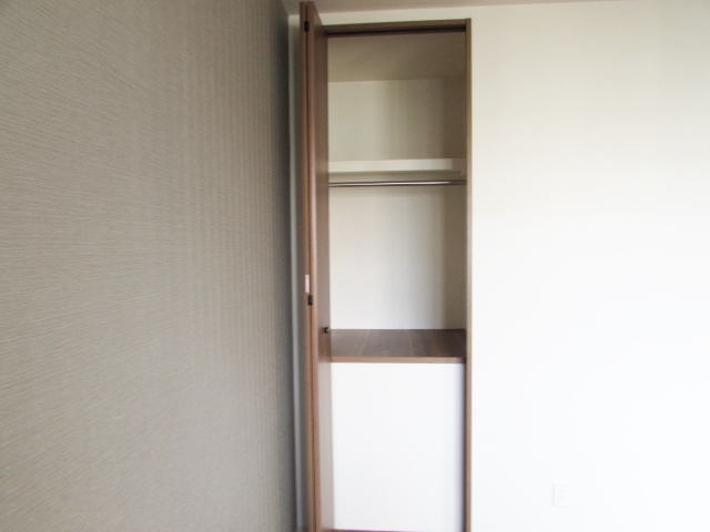 ラディエンス逆瀬川の収納|たっぷりとした収納スペースです