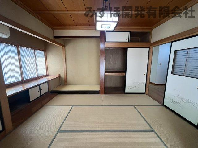 東根市若木通り3丁目3-5の和室