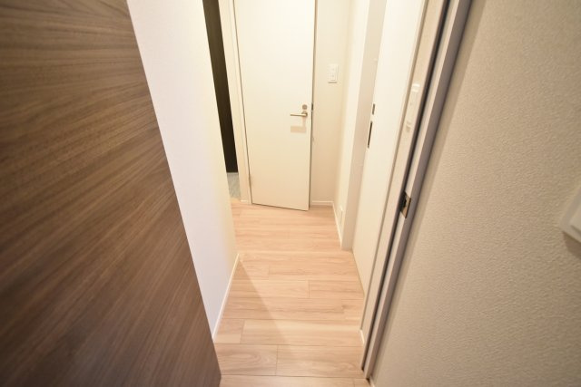 西宮市東鳴尾町１丁目の賃貸マンションの内装
