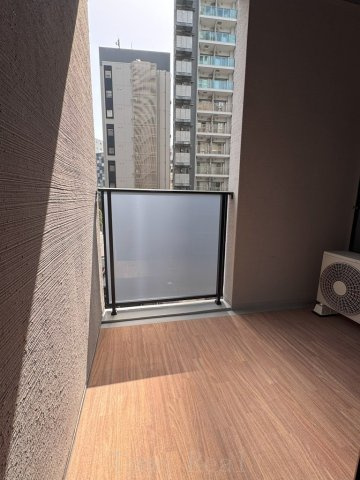 ＴＨＥ　ＡＫＡＳＡＫＡ　ＲＥＳＩＤＥＮＣＥ　Ｓ．Ｏ．Ａ．　－のバルコニー