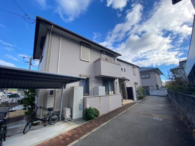 ヴィオラ逆瀬川の外観