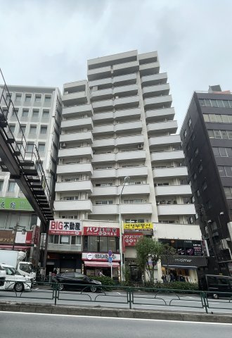カーサ第二新宿の外観