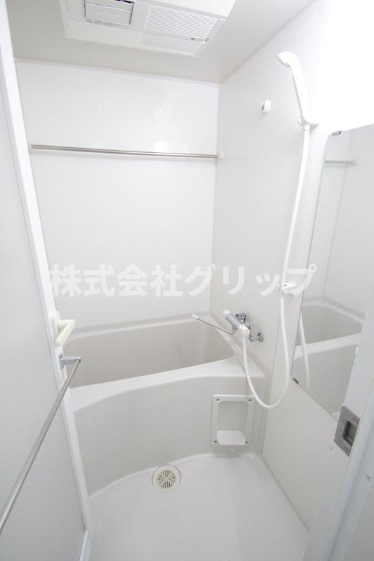 グリフィン横浜・岡野公園弐番館の浴室