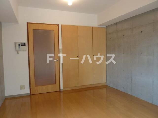 ドミール妙典の居間・リビング