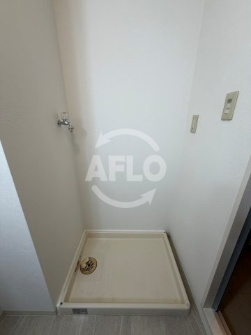 グランステディ深江橋　諏訪小学校区の洗面所|グランステディ深江橋　洗濯機置き場