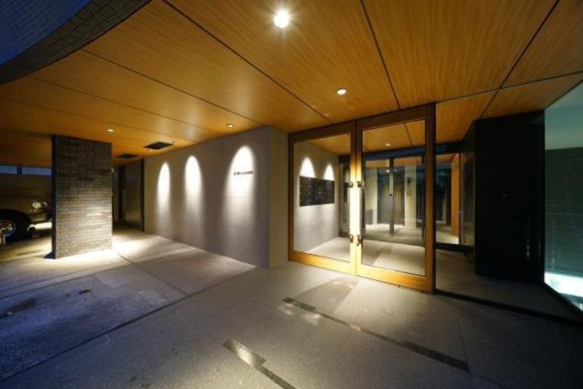 ISM笹塚のエントランス