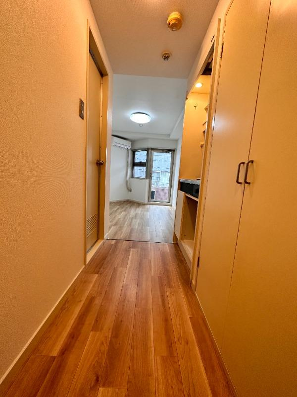 イーストビルの内装|別部屋参考写真です。