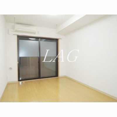 【居間・リビング】 | ラミアール学芸大学 | 洋室のお部屋です。