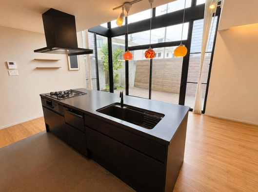 城間RC中古戸建てのキッチン