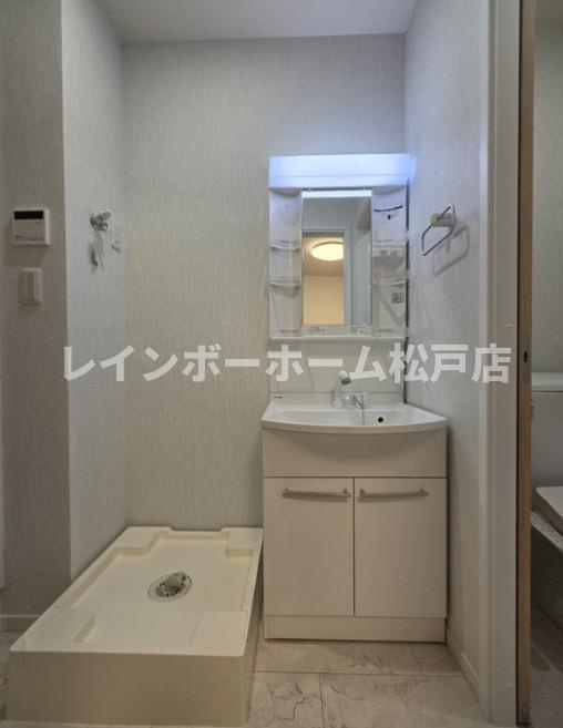 ASJ南流山の独立洗面台