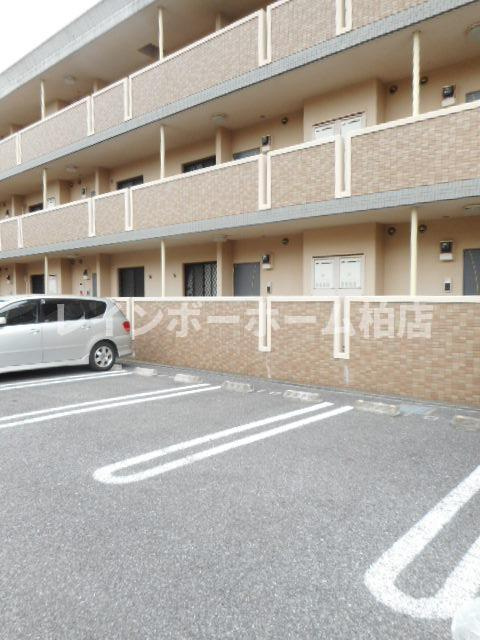 【仲介手数料：50％OFF】対象物件！の駐車場|駐車場があります