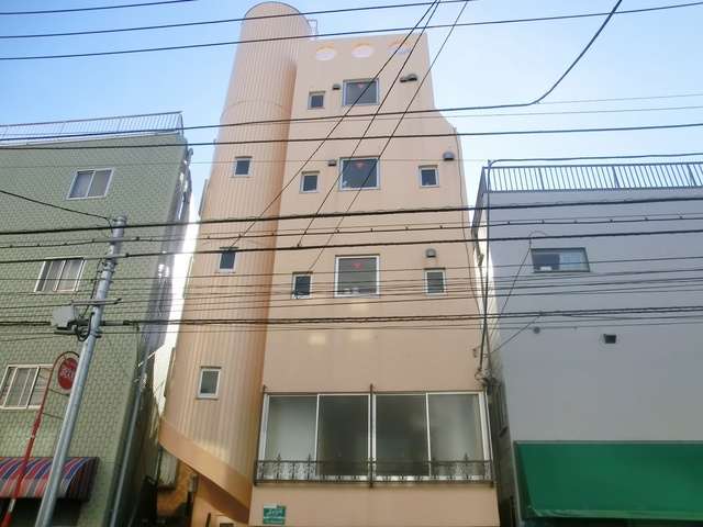 グレイスハイム駒込Ⅱの外観|駒込駅まで明るい通りで行けます☆