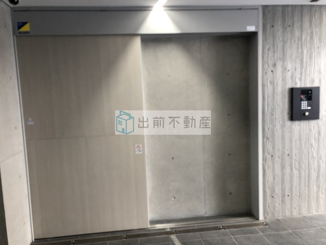 ファーレ大塚Ⅱのエントランス