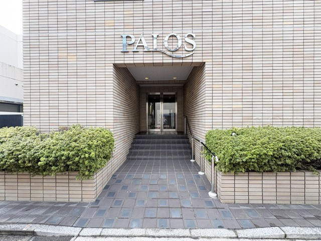 【エントランス】 | パロス武蔵野 | マンションの「顔」ともいうべきエントランス部分です。～即日のご見学可能～　お問合せはお気軽に。