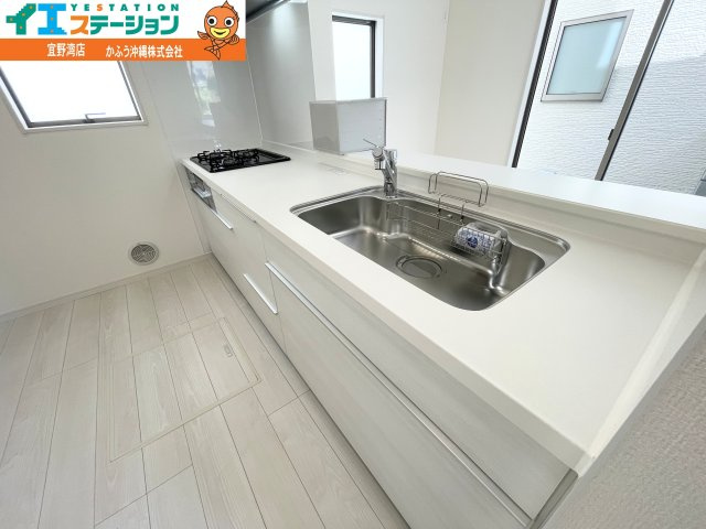 伊佐第二　【1号棟】のキッチン|建築中の為同社施工の写真を掲載しています。