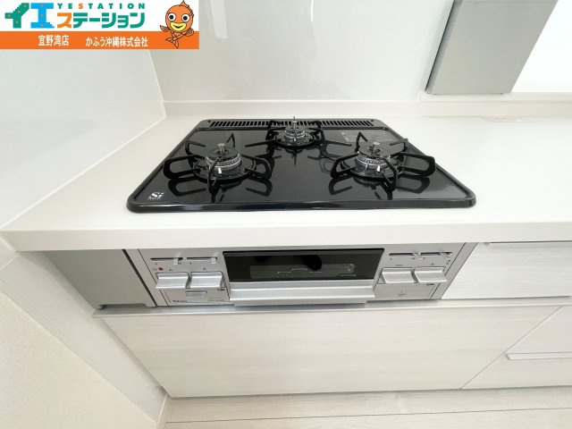 伊佐第二　【1号棟】のキッチン|建築中の為同社施工の写真を掲載しています。