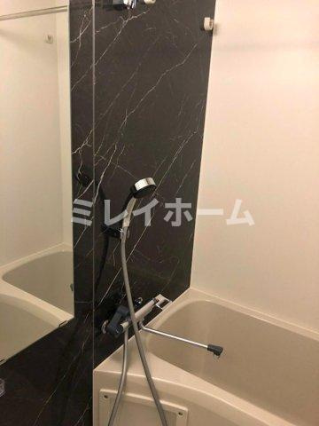 サニークレスト蒲田WESTの浴室