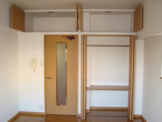 新品家具付きマンション六本松6(KaGood福岡)の収納