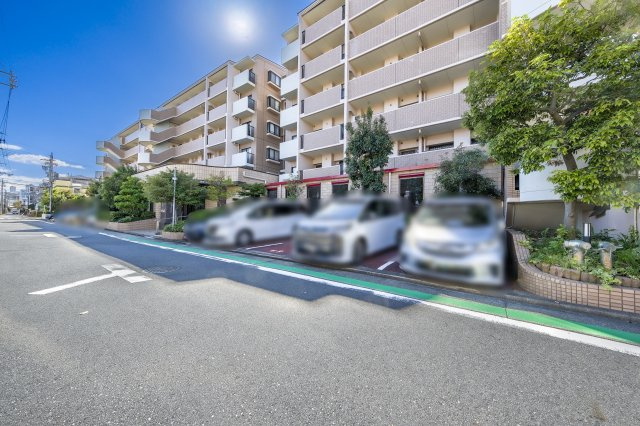 アイルシティ日比野の駐車場