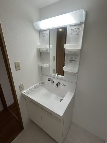 港区芝浦３丁目の賃貸マンションの洗面所