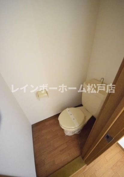 シャルム・松戸のトイレ|コンパクトで使いやすいトイレです