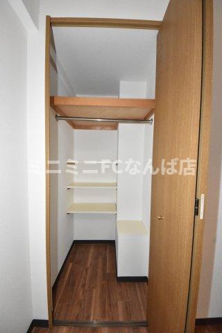 セザール難波西