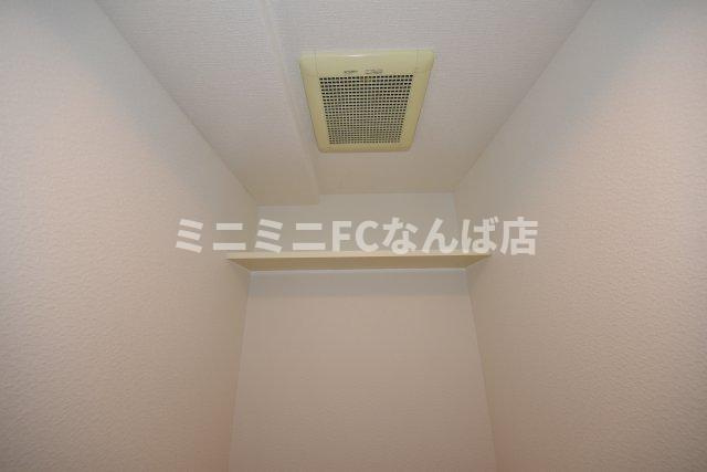 セザール難波西