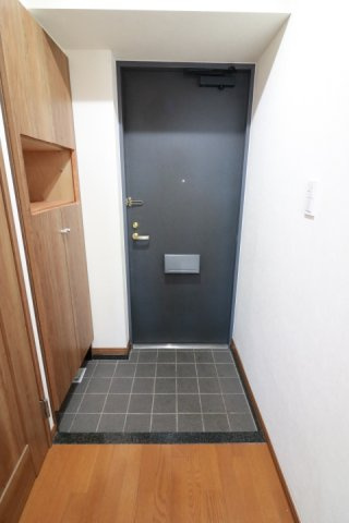 【玄関】