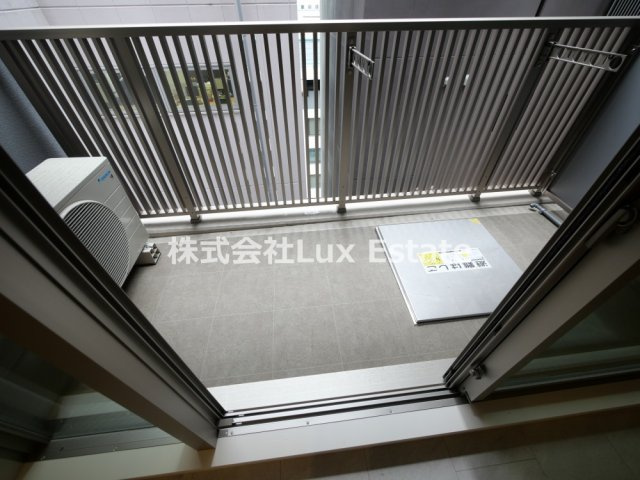 アーバネックス堺筋本町のバルコニー