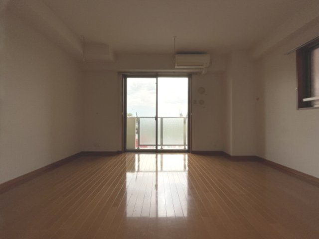 町田市能ヶ谷１丁目の賃貸マンションの居間・リビング|別部屋参考写真