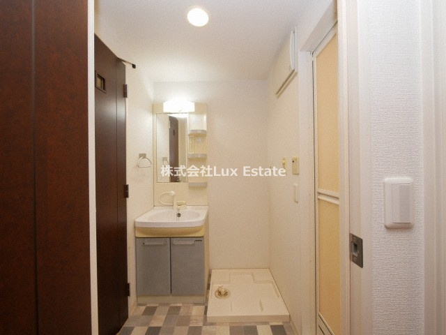 クラウンハイム本町EASTのシャワールーム