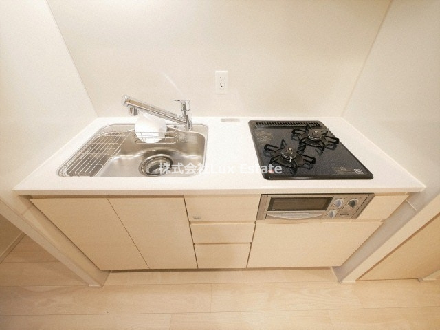OPUS RESIDENCE SHINSAIBASHI SOUTHのキッチン