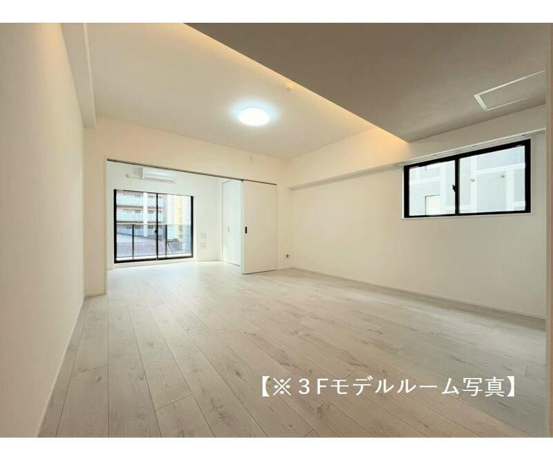 GLAM STELLA松屋町の居間・リビング