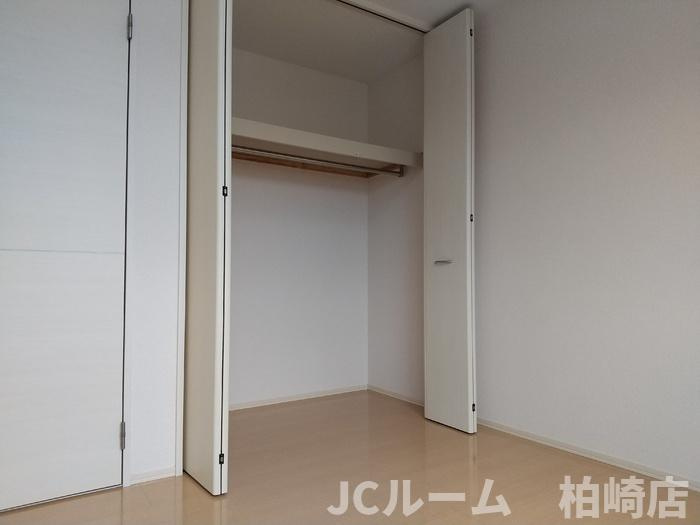 柏崎市岩上のアパートの収納