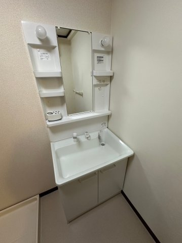 梅坪丸太マンションの洗面所