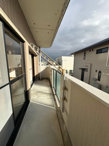 梅坪丸太マンションのバルコニー
