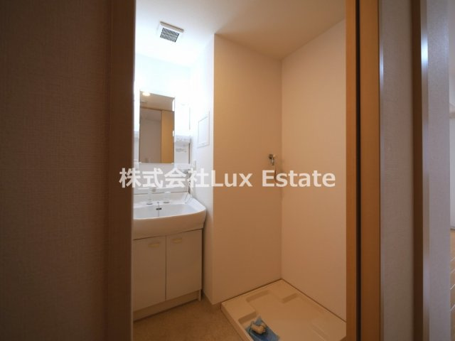 ジュネーゼグラン上本町の洗面所