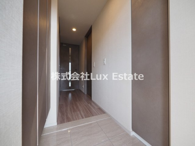 SK RESIDENCES SHINSAIBASHIの玄関