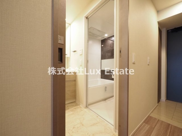SK RESIDENCES SHINSAIBASHIの洗面所