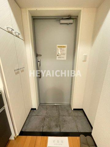 フィオリーシェ東浅草の玄関