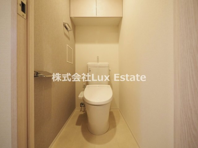 コンフォリア・リヴ博労町一丁目Qのトイレ