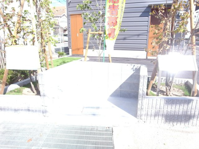 伊丹市西野６丁目の倉庫