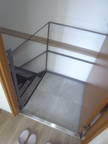 伊丹市西野６丁目の倉庫