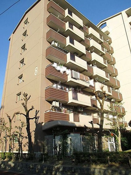 グリーンタウン島江8号棟の外観