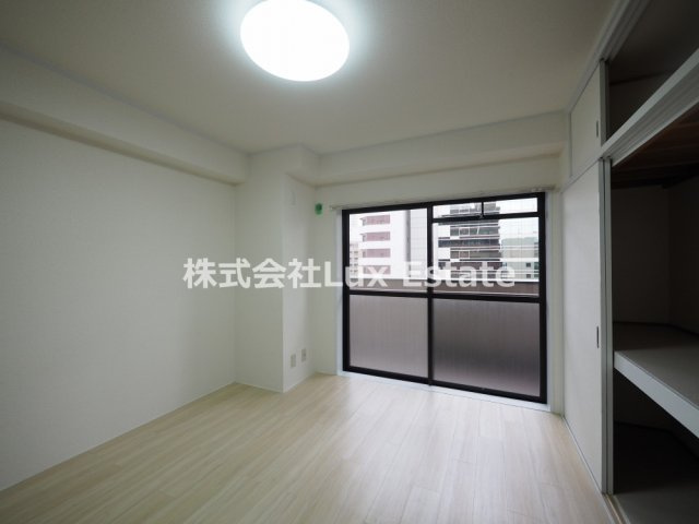 淺沼谷町マンションの洋室